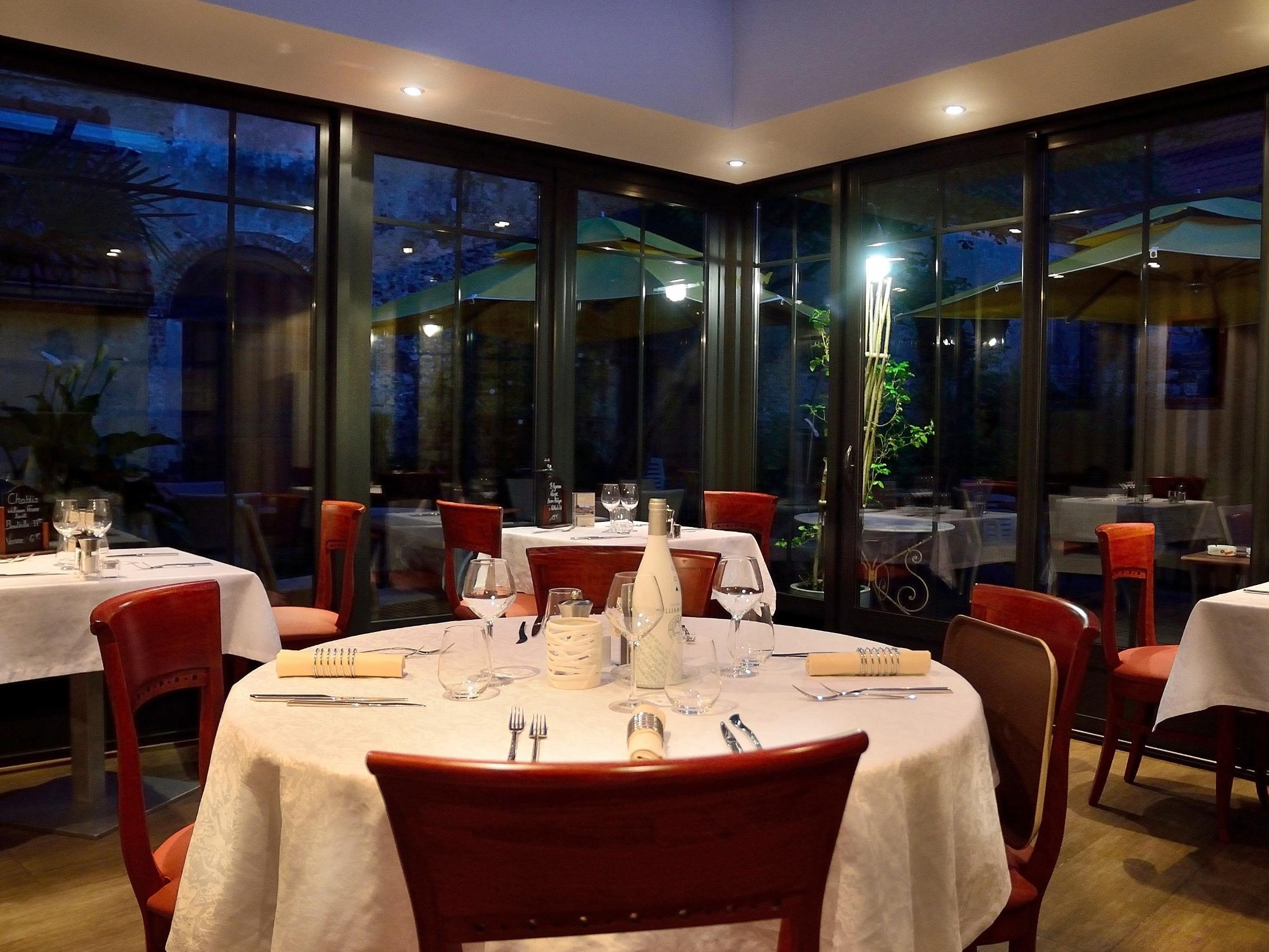 Logis & Restaurant - Les Hauts De Montreuil