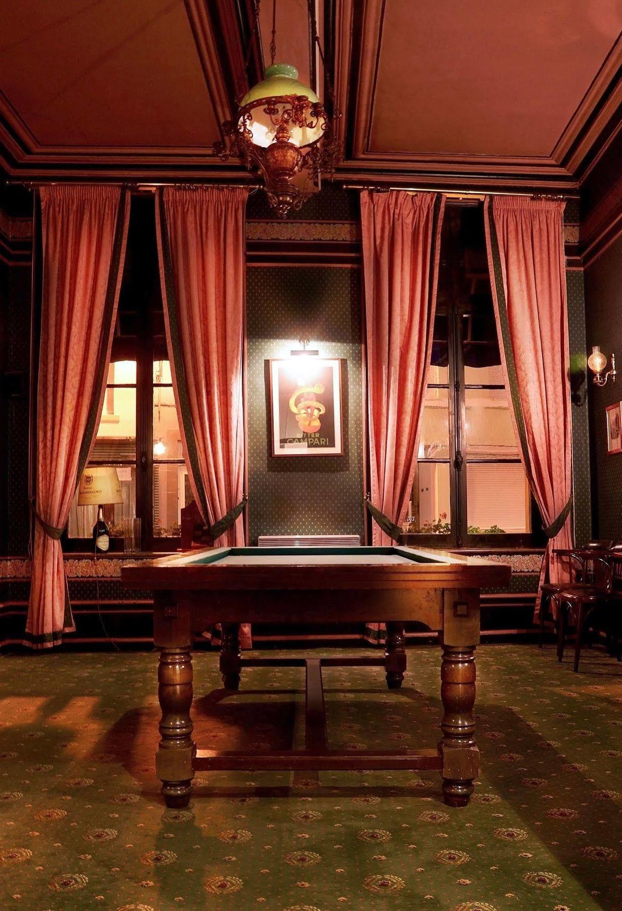 Logis & Restaurant - Les Hauts De Montreuil